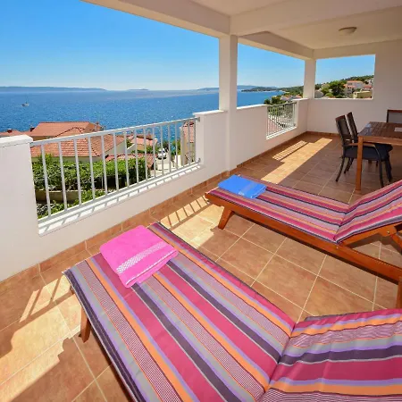 Lucija.2 Apartman Trogir