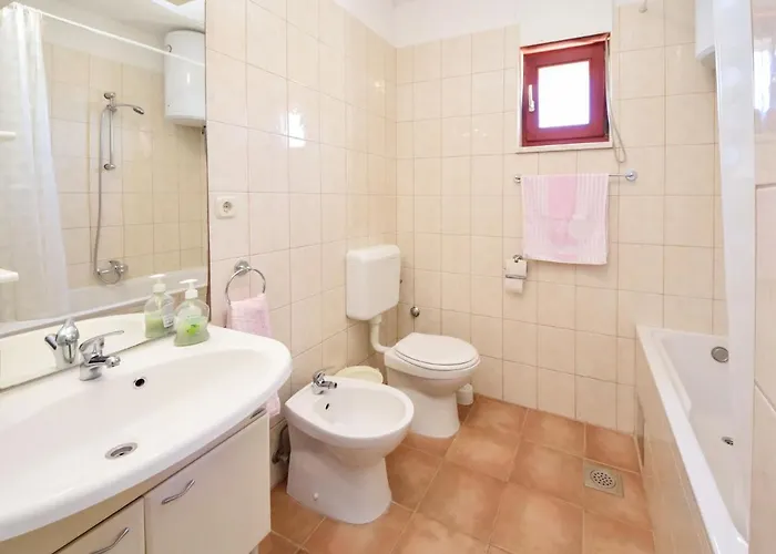 Appartement Lucija-2 By Interhome