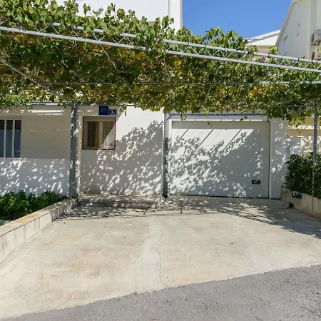 Apartman Lucija-2 By Interhome